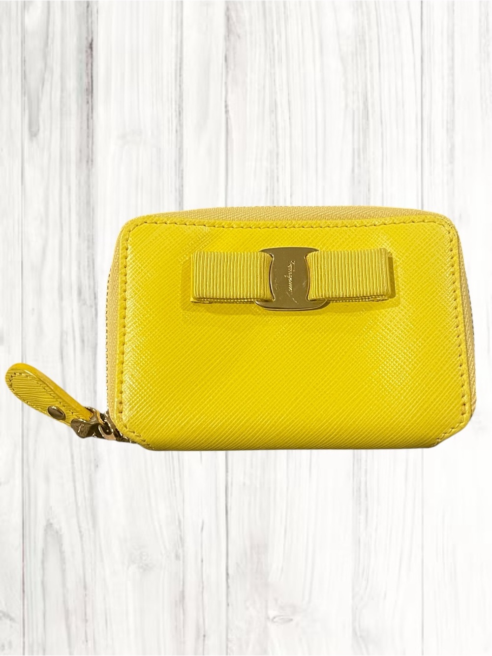Salvatore Ferragamo Vara Bow Card/Coin Purse